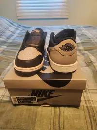 Air Jordan 1 Low OG Shadow