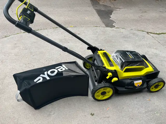 RYOBI 40V 20 in. Cordless push mower with battery and charger63013093071489122