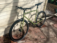 FUJI DECLARATION SINGLE SPEED - RETAILS FOR 700, YOURS FOR 475