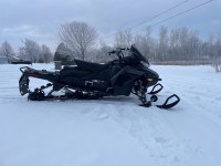 Make an offer!!! Need to go!skidoo Backcountry XRS 850 2022 :