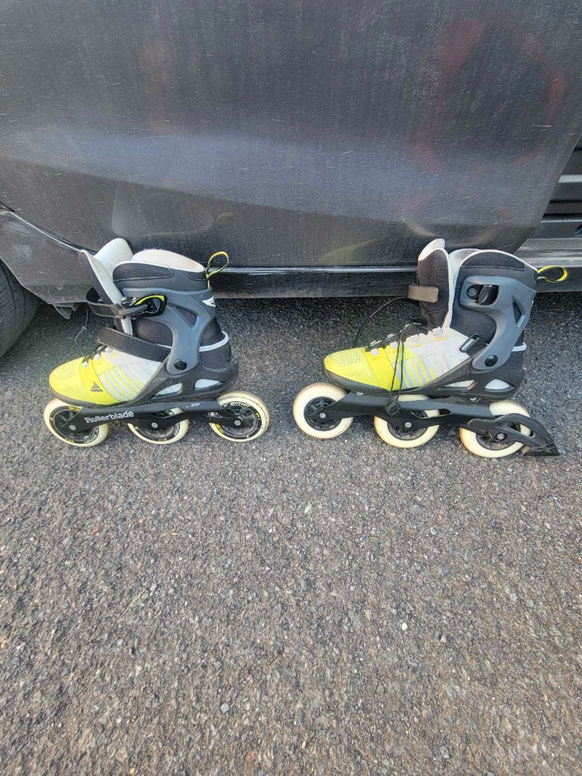 patin a roues alignees  Rollerblade dans Patins et patins à roulettes  à Saint-Jean-sur-Richelieu - Image 2