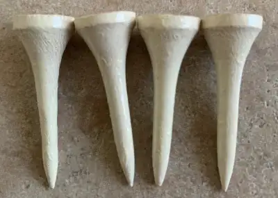 4 wooden golf tees (4cm), Scholler Bros printed on each one