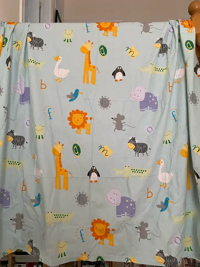 Cotton Shower Curtain - Kids in Bathwares in Markham / York Region - Image 2