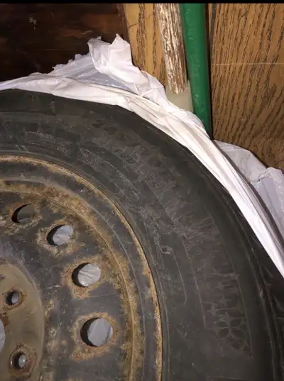 Michelin winter tires - used for 3 winters 245 70 R17