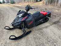 2016 Ski-Doo Summit 800 154 T3