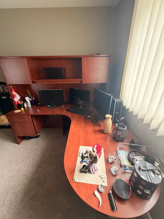 Executive L-Shaped Desk with Hutch + File Cabinet in Desks in Calgary - Image 5