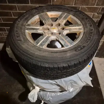 Set of 4 all-season tires with rims in excellent condition. Came off a Chevy Traverse – size 255/65R...