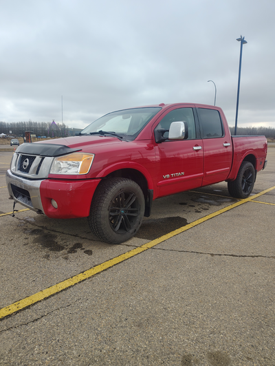 I am selling my 2012 Nissan titan crew cab. This has been a great truck for my start up company. I r...