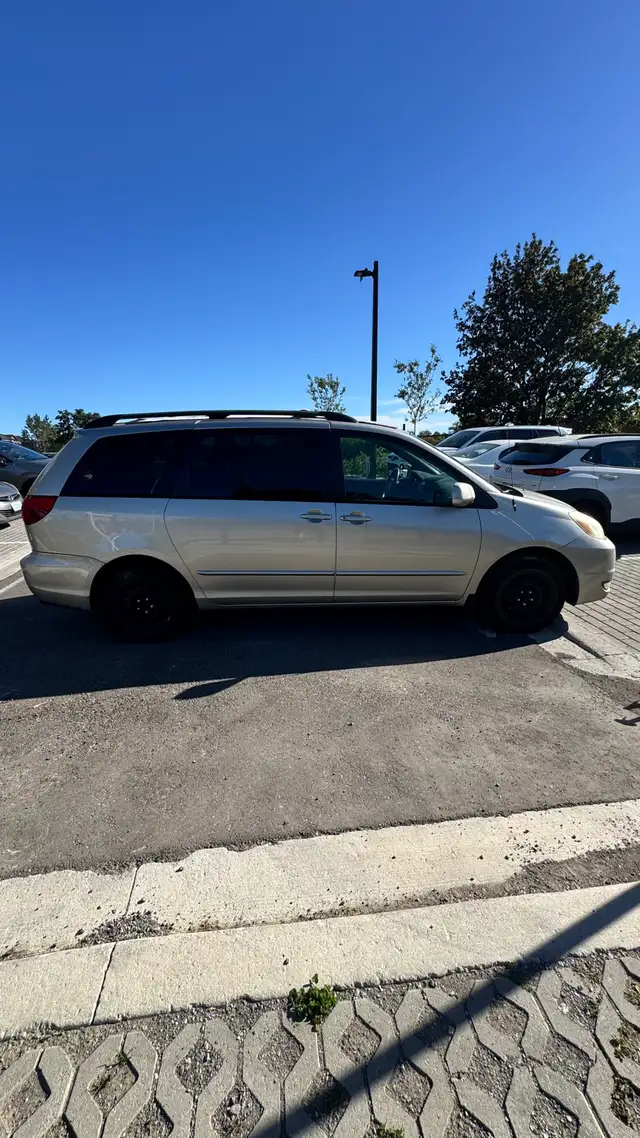 Runs and drives well. Engine and transmission are in good workin