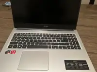 Acer Aspire 3 is great condition barely used