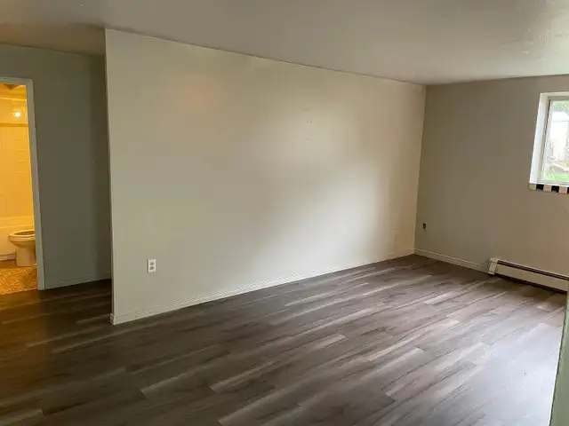 1 or 2 Bedroom Apartment For Rent