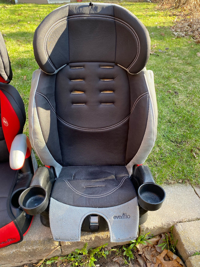 Car Seats / Booster Seats in Strollers, Carriers & Car Seats in North Bay - Image 4