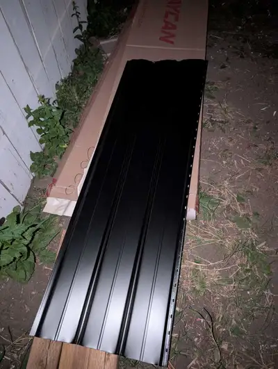 Black Soffits 16 inch wide, 6 feet long 6 pieces. $15 each or $80 for 6 pieces