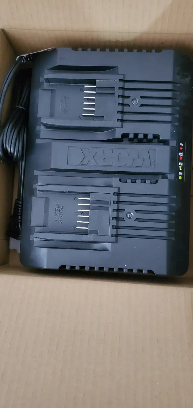 Worx dual port quick charger