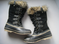 Sorel Womens Joan of Arctic Winter Snow Boots - Size 9