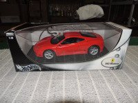 Hot Wheels Ferrari 360 Modena 1:18 diecast car in original box