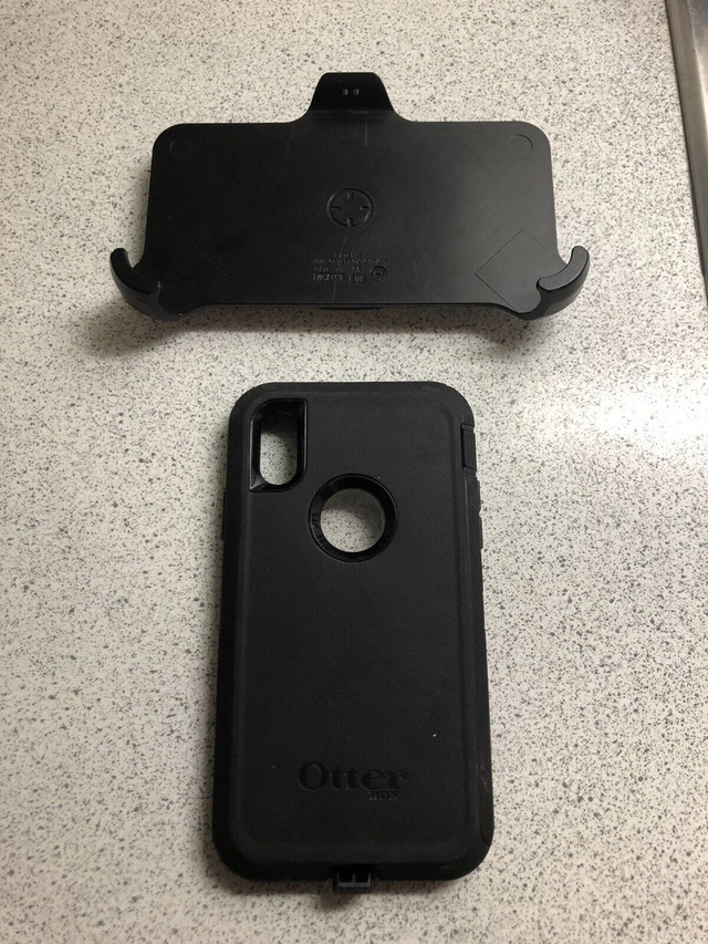 Vrai Etui Otter Box pour Iphone XR dans Accessoires pour portables  à Ville de Montréal