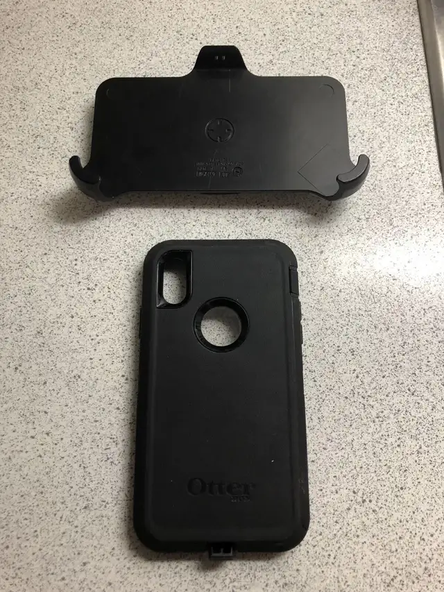 Vrai Etui Otter Box pour Iphone XR in Laptop Accessories in City of Montréal - Image 2