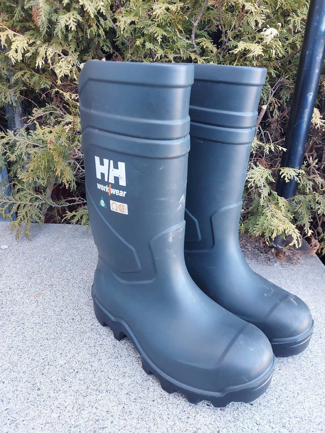Helly Hansan Steel Toed Rubber Boots in Men's in Thunder Bay - Image 2