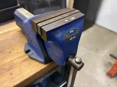 Record #4 Vise, View more