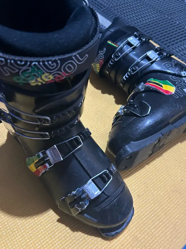 Rossignol ski boots 7.5-8 men’s. 295 BSL in Ski in Calgary - Image 5