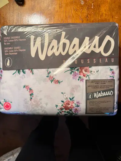 Wabasso and Heritage vintage flat cotton sheets set.  Brand new, View more