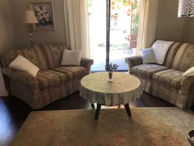 3 pc living room suite in good condition, View more