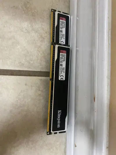 Kingston 2GB DDR3 RAM 25 dollars each