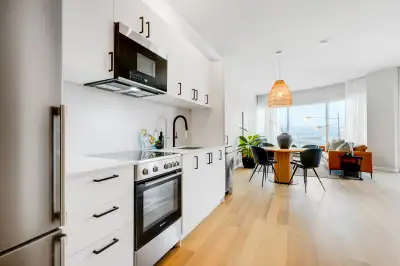 2 BEDROOMS  AVAILABLE IN Île-des-Soeurs MONTREAL! (ALL INCLUS