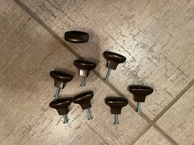 6 Various Kinds of Pulls and Knobs428820866773166084