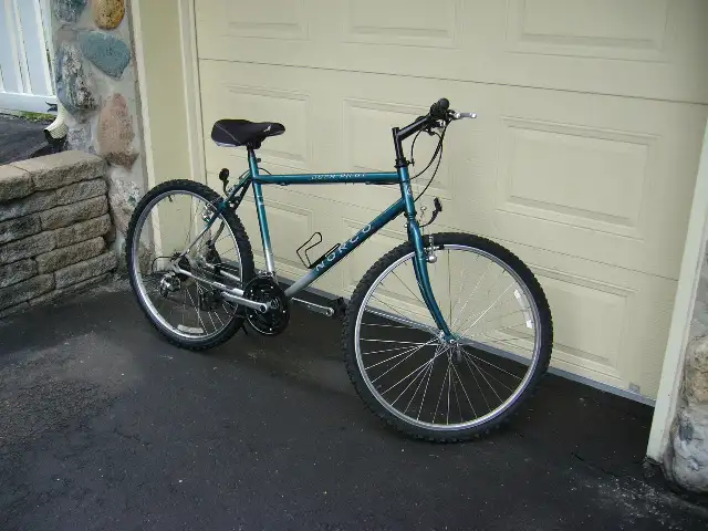 Velo de Montagne 26po Norco Bush Pilot 21Vit. Siege gel. in Mountain in Longueuil / South Shore - Image 5