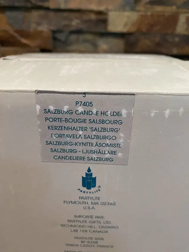 Partylite ~ Salzburg Candle Holder 24% Lead Crystal ~ Brand New! in Home Décor & Accents in Red Deer - Image 9