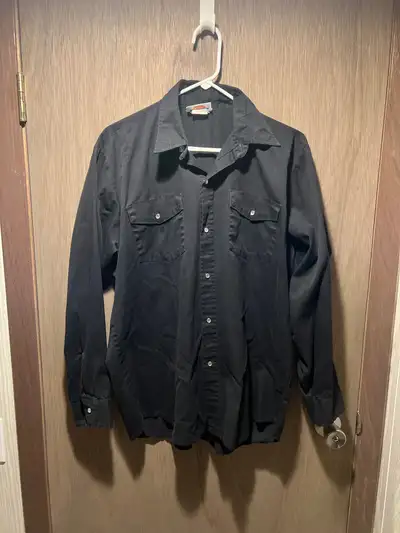 Dickies large snap button black shirt. Excellent condition. $25. Check out my other ads