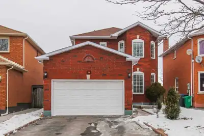 Location! Location!! Location!!! Room available from June 1st in an Absolutely Stunning Two-Storey D...
