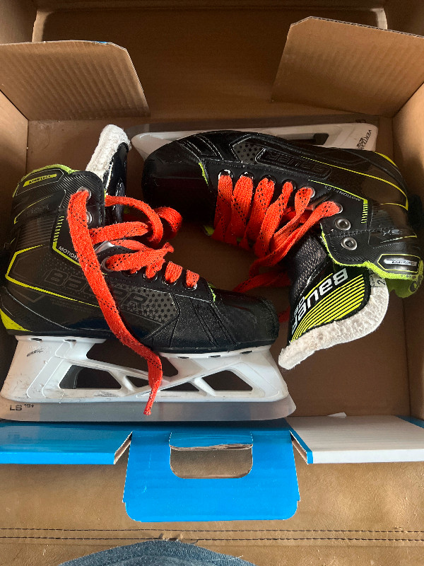 Bauer Goalie Skates for Sale in Hockey in Edmonton