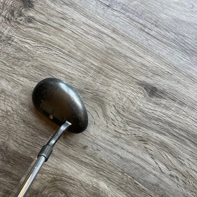 Wilson Ultra Mallet Putter Golf Club Steel Shaft RH 35 Inches in Golf in Regina - Image 5