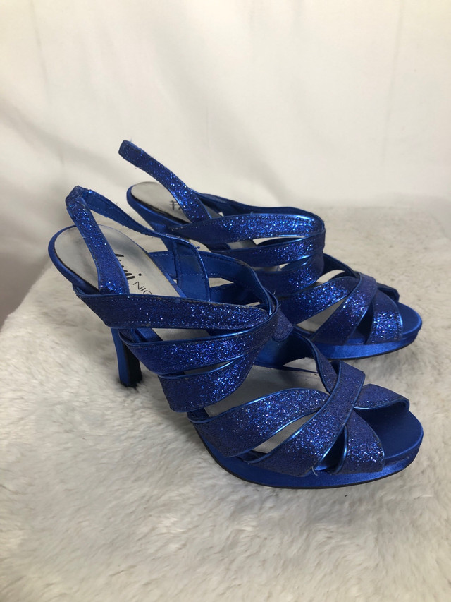 Womens Blue Sparkle High Heel Shoes. Size 8. in Women's - Shoes in Edmonton