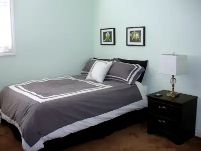 NORTH YORK FULLY FURNISHED ROOM – MALE ONLY AVAILABLE: coming up (AIR CONDITIONED) Private Furnished...