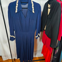 Vintage Collectors: Vintage 1940s Blue long sleeve Dress $50