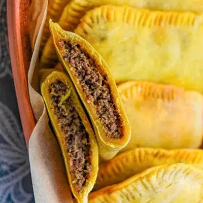 looking for cook/chef  to make a custom recipe for beef patties, View more