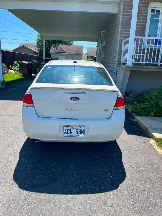 Ford Focus in Cars & Trucks in Drummondville - Image 2