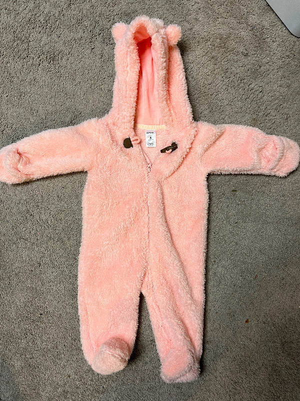 Pink bunting suit size 6months in Clothing - 3-6 Months in Ottawa
