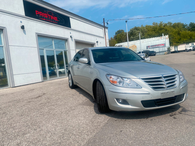 2010 Hyundai Genesis 4.6L V8! in Cars & Trucks in Oshawa / Durham Region - Image 2
