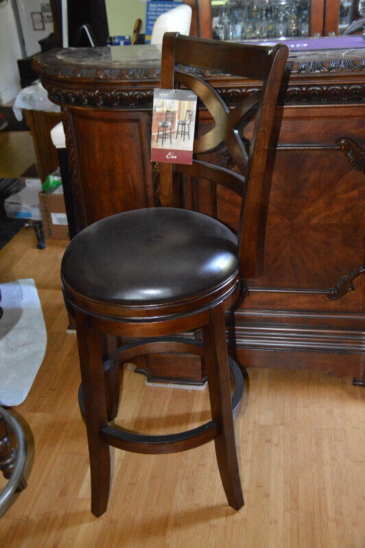 Quality Bar Stools (ALL SINGLES) in Chairs & Recliners in Stratford - Image 2