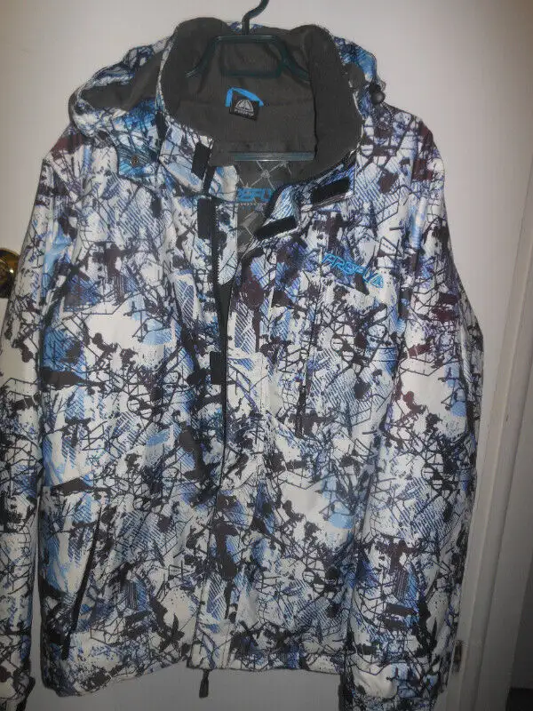 Men's  jackets in Men's in City of Montréal - Image 2
