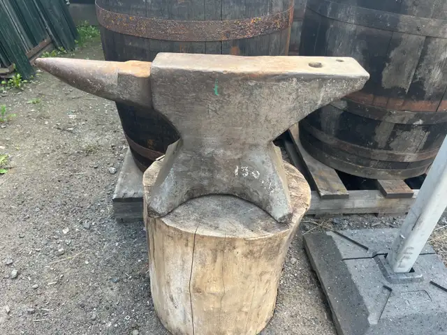 Enclume in Hand Tools in Drummondville - Image 3