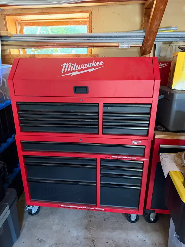 tool chest in Tool Storage & Benches in Kawartha Lakes - Image 4