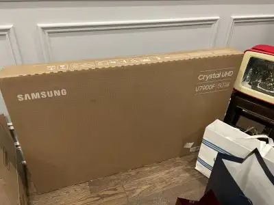 Samsung 50” TV U7900F, View more