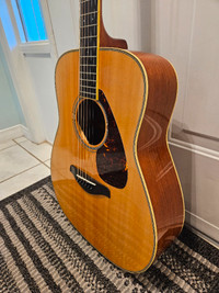Yamaha FG720 solid top acoustic guitar