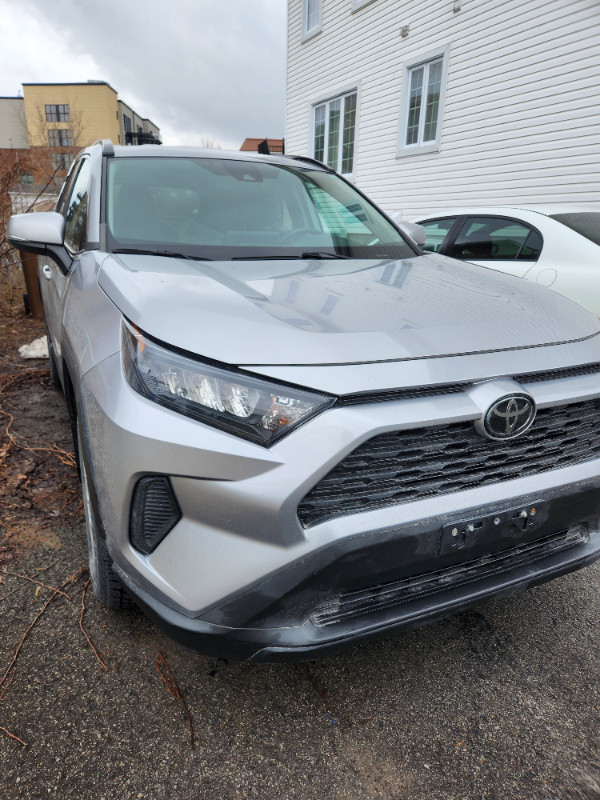 Toyota rav4 2019 AWD dans Autos et camions  à Laval/Rive Nord